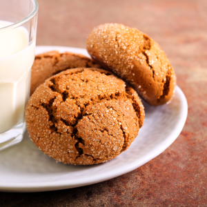 Biscuits à la mélasse à cuire à la maison